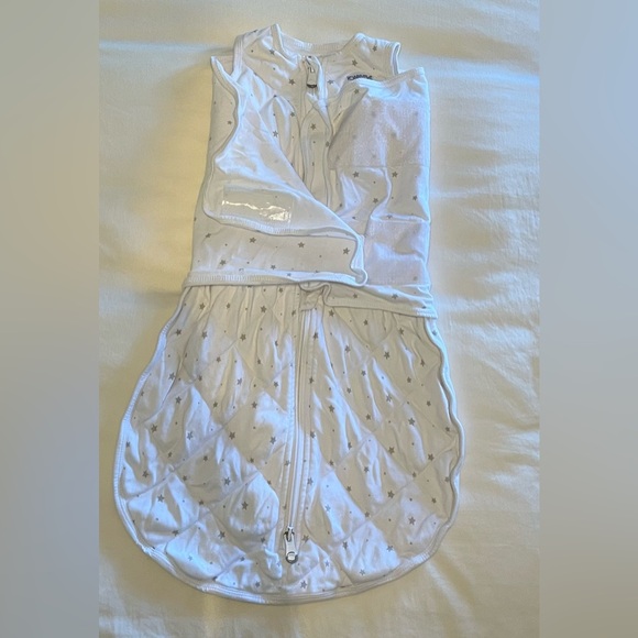 Dreamland Baby weighted swaddle sleep sack